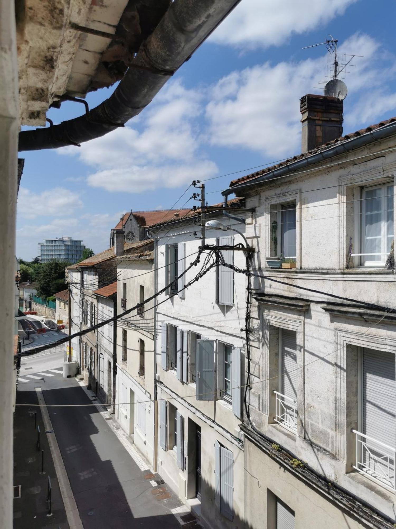 Hébergement de vacances Maisondeville_le_cent_un Angoulême